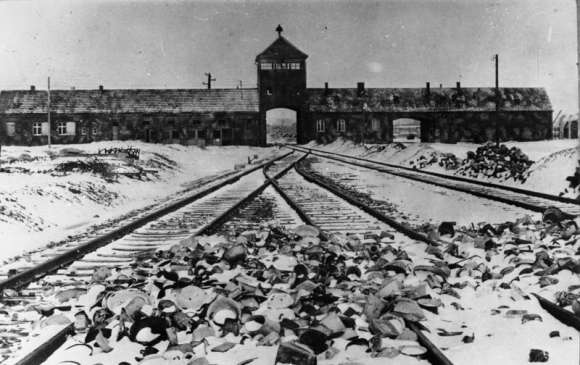 Bahnrampe (rampa dei treni) nel campo di Birkenau. Dal 1944, vi arrivavano convogli di deportati.